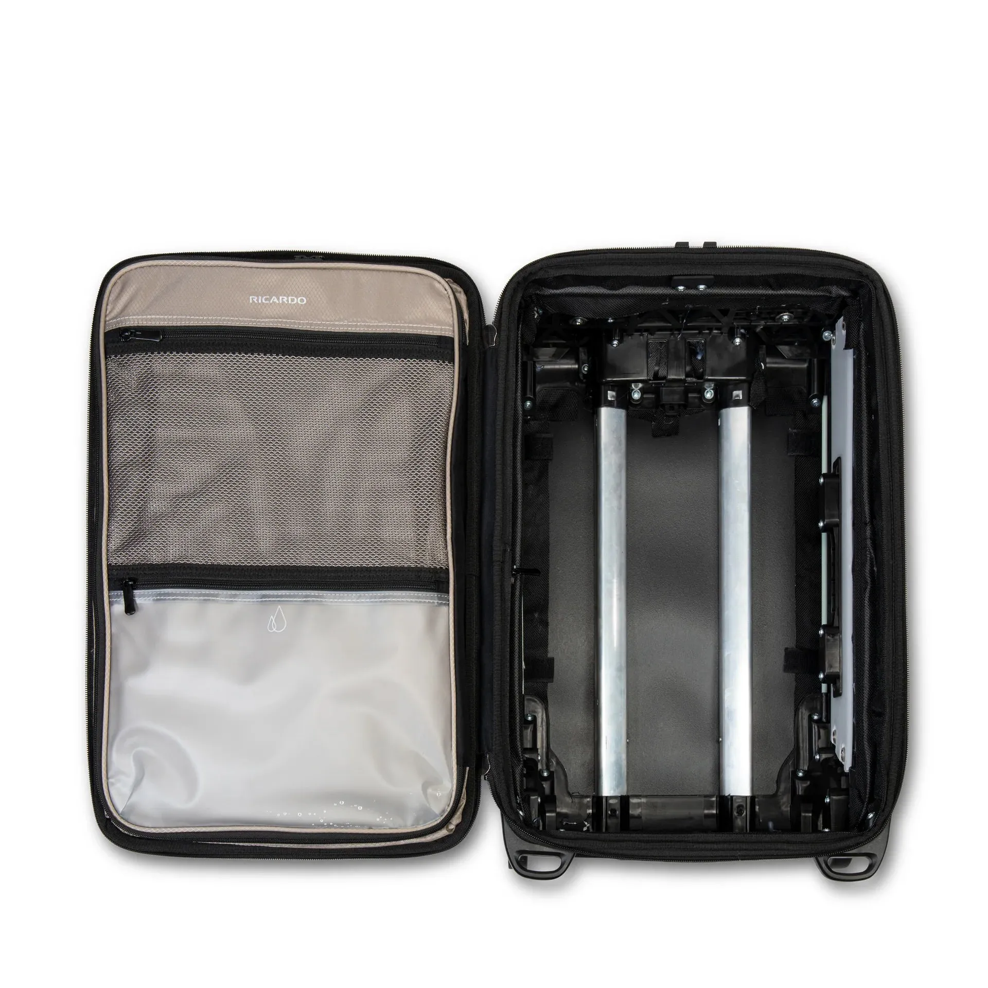 Flight Essentials Softside 22" Carry On